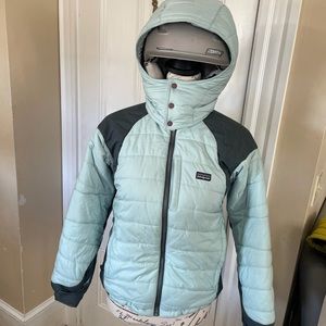 Beautiful mint blue/green and slate colored ski jacket with detachable hood.